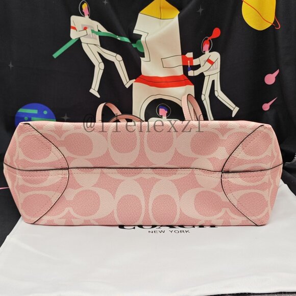Coach City Tote Bag In Signature Canvas in powder pink color - Picture 6 of 9